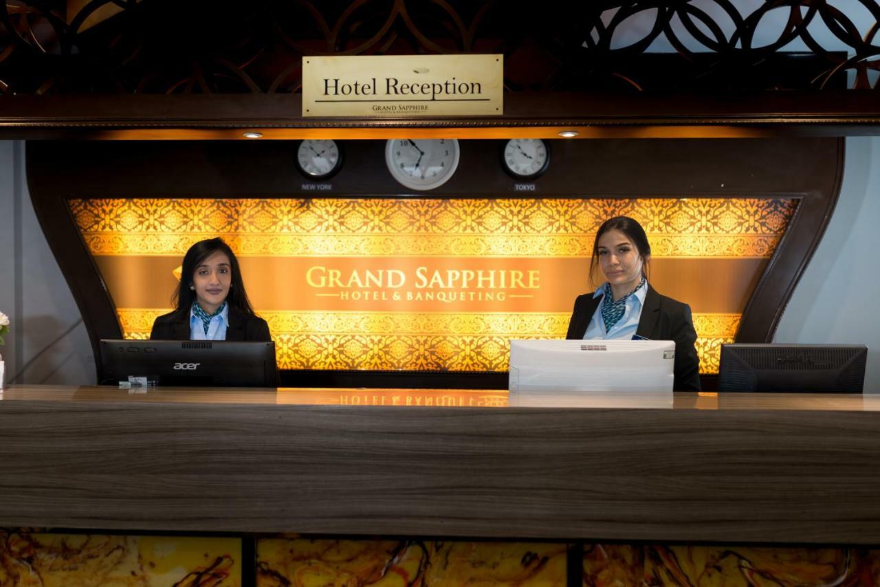 Grand Sapphire Hotel & Banqueting Croydon Exterior foto
